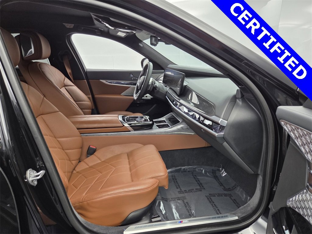 Used 2024 BMW 760i xDrive w/ Executive Package image 20