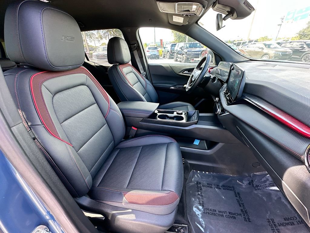 Used 2025 Chevrolet Equinox RS image 28