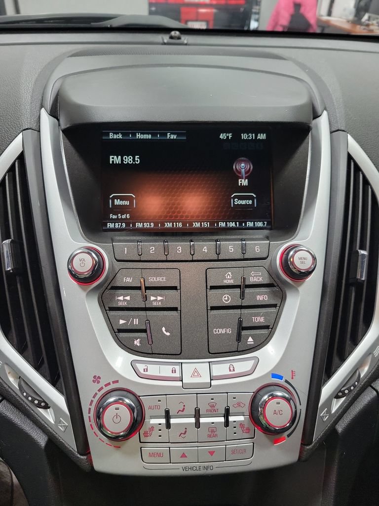 Used 2015 GMC Terrain SLE w/ Convenience Package FWD image 4