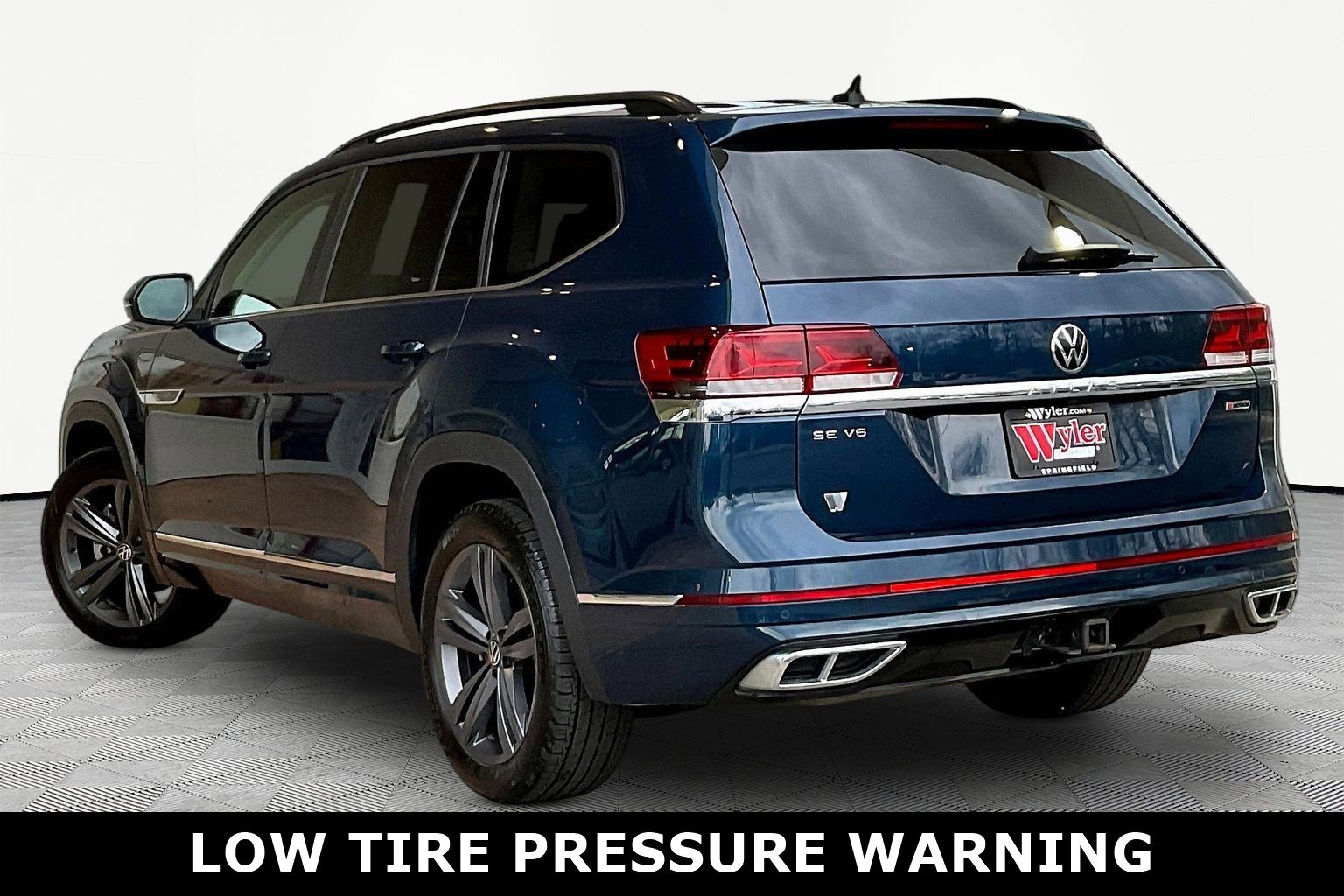 Used 2021 Volkswagen Atlas SE image 4