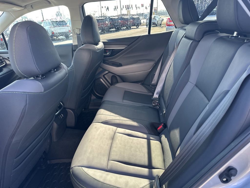 Certified 2025 Subaru Outback Onyx Edition image 22