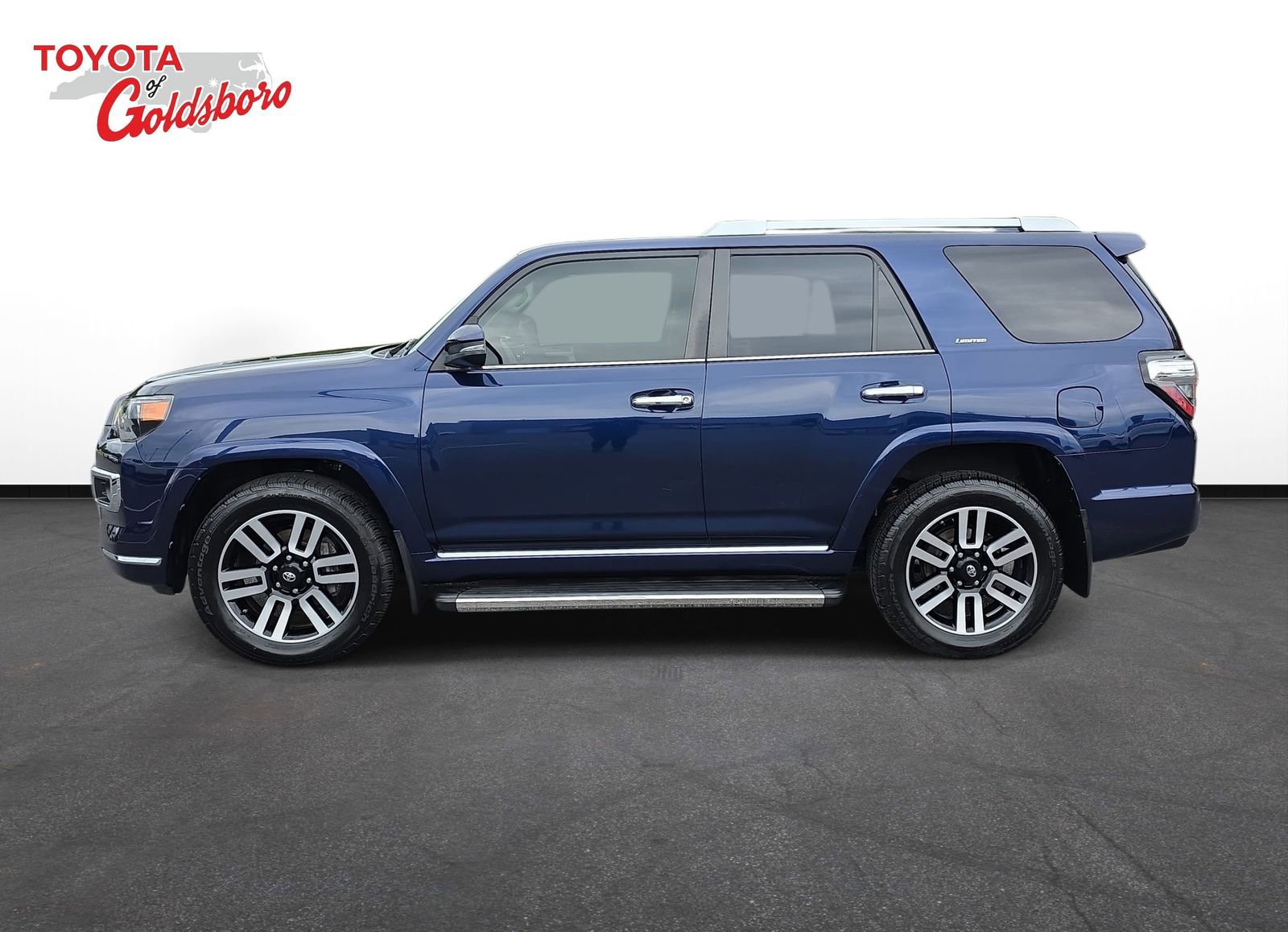 Used 2019 Toyota 4Runner Limited AWD/4WD image 8