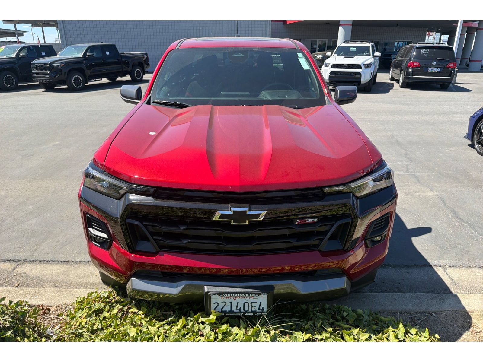 Used 2025 Chevrolet Colorado Z71 AWD/4WD image 3