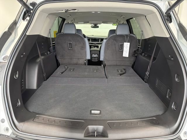 Used 2020 Buick Enclave Essence w/ Sport Touring Edition image 30