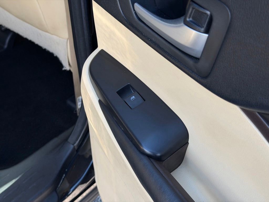 Used 2018 Toyota Highlander XLE AWD/4WD image 24