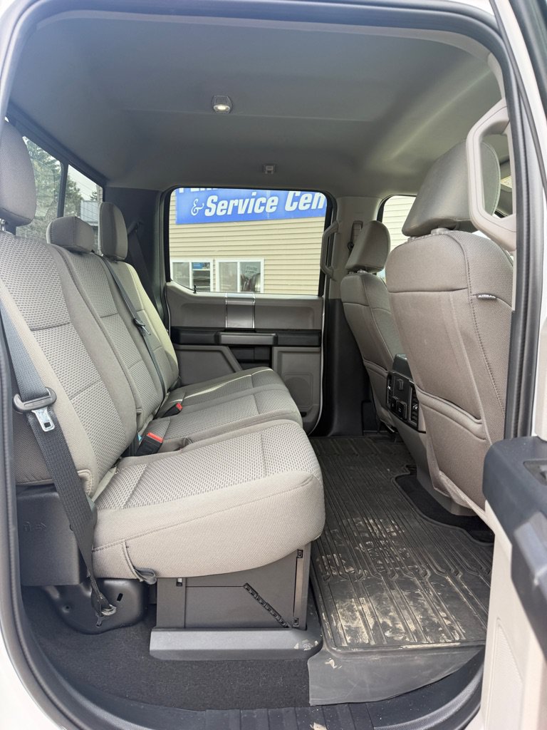 Used 2022 Ford F250 XLT w/ Black Appearance Package AWD/4WD image 25