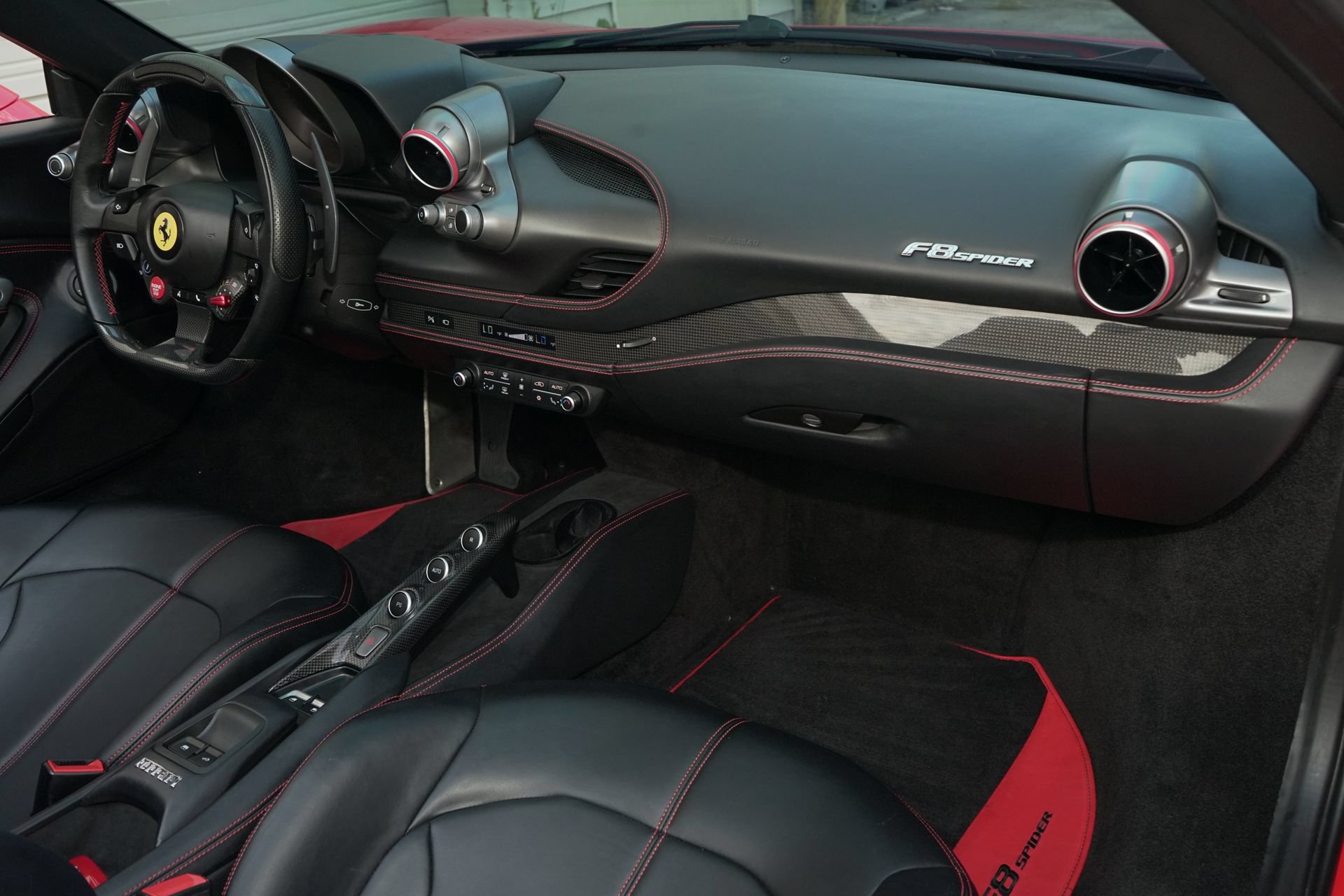 Used 2021 Ferrari F8 Tributo RWD image 17