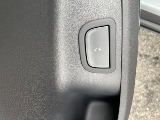New 2026 GMC Acadia Elevation w/ Elevation Premium Package FWD image 11
