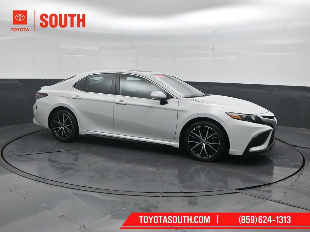 Used 2023 Toyota Camry SE w/ Convenience Package AWD/4WD video 1