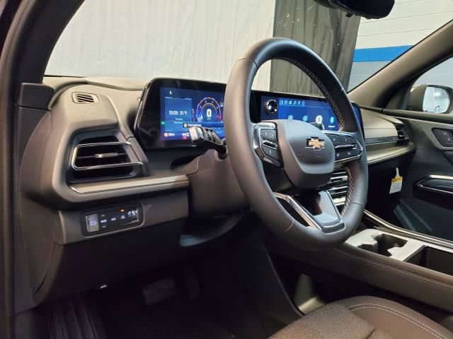 New 2026 Chevrolet Traverse LT w/ Sun and Wheel Package image 19