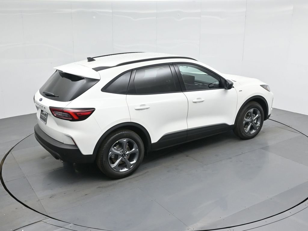 New 2025 Ford Escape ST-Line w/ Tech Pack #1 image 38