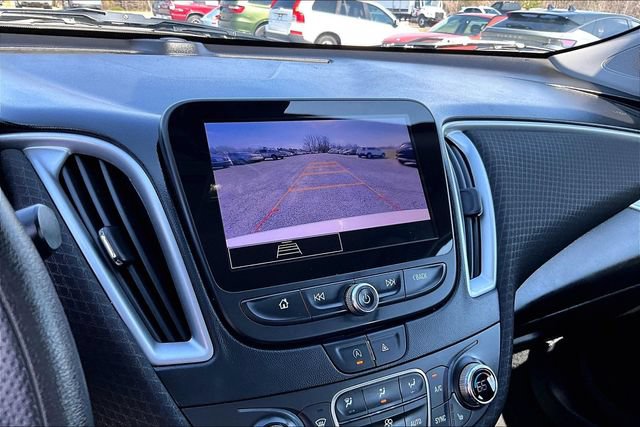 Used 2024 Chevrolet Malibu LT FWD image 14