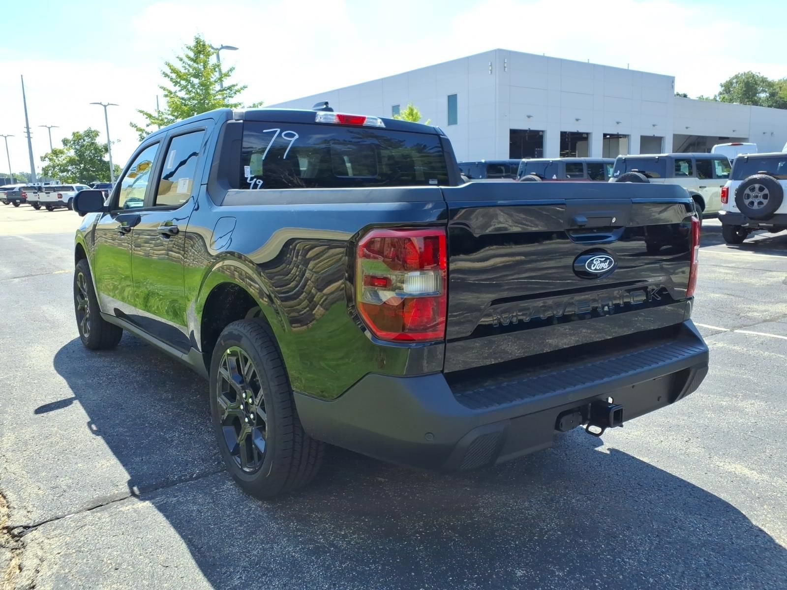 New 2026 Ford Maverick Lariat w/ Black Appearance Package AWD/4WD image 8