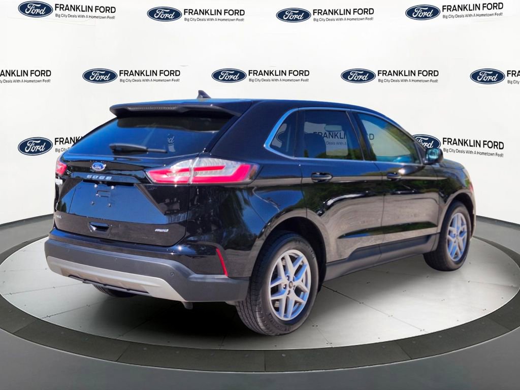 Certified 2024 Ford Edge SEL w/ Convenience Package AWD/4WD image 5