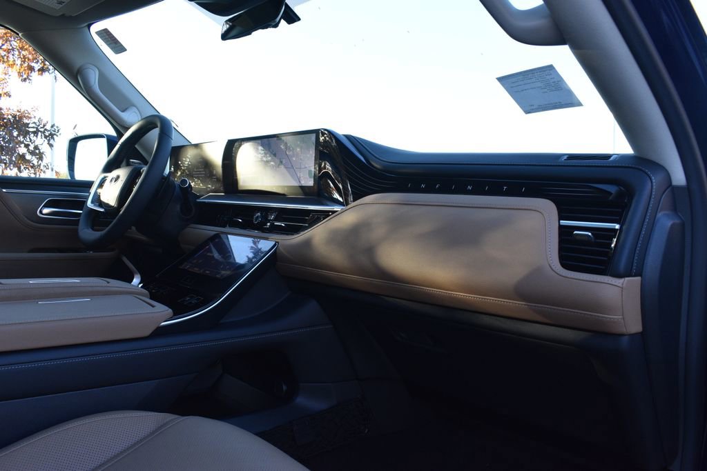 New 2026 INFINITI QX80 Luxe w/ Cargo Package image 17
