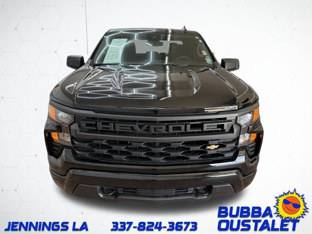 Used 2025 Chevrolet Silverado 1500 Custom image 9