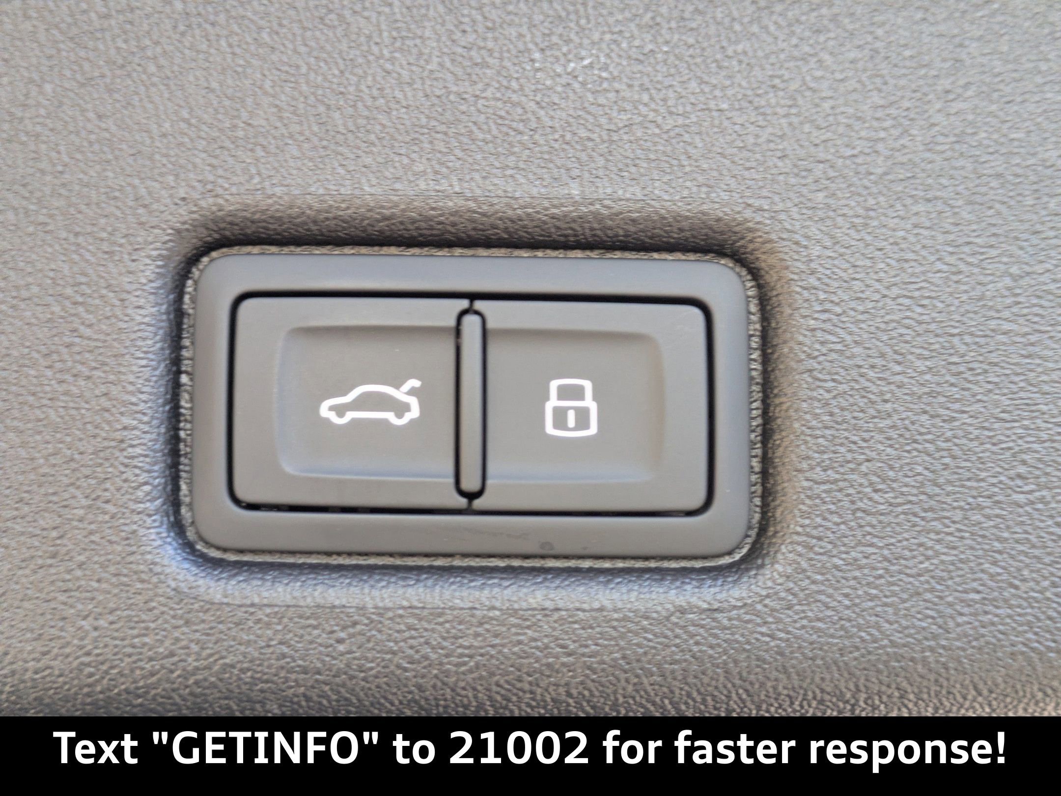 New 2025 Audi Q5 Prestige image 16