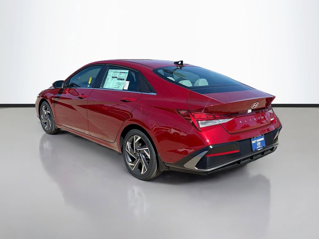 New 2025 Hyundai Elantra Limited image 7