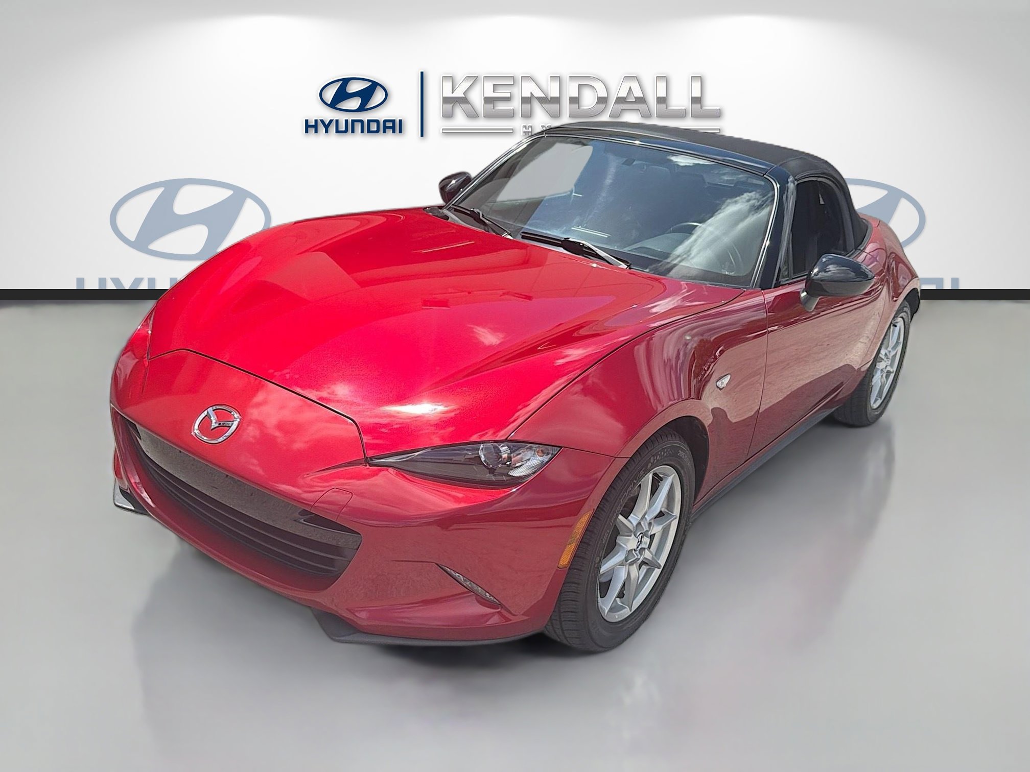 Used 2016 MAZDA MX-5 Miata Sport RWD image 3