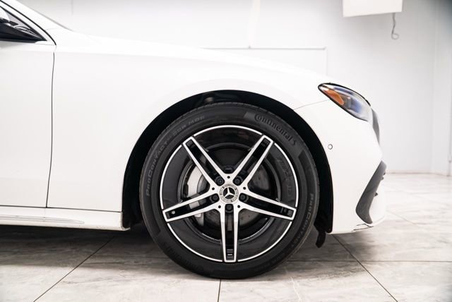 Used 2025 Mercedes-Benz E 350 4MATIC Sedan image 32