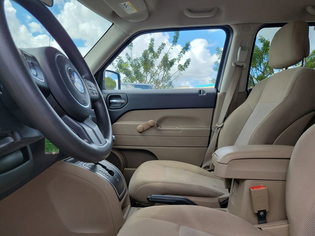 Used 2012 Jeep Patriot Sport image 21