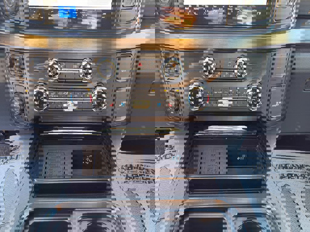 New 2026 Ford F350 Lariat image 17