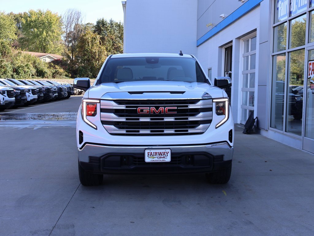 New 2025 GMC Sierra 1500 SLE image 4