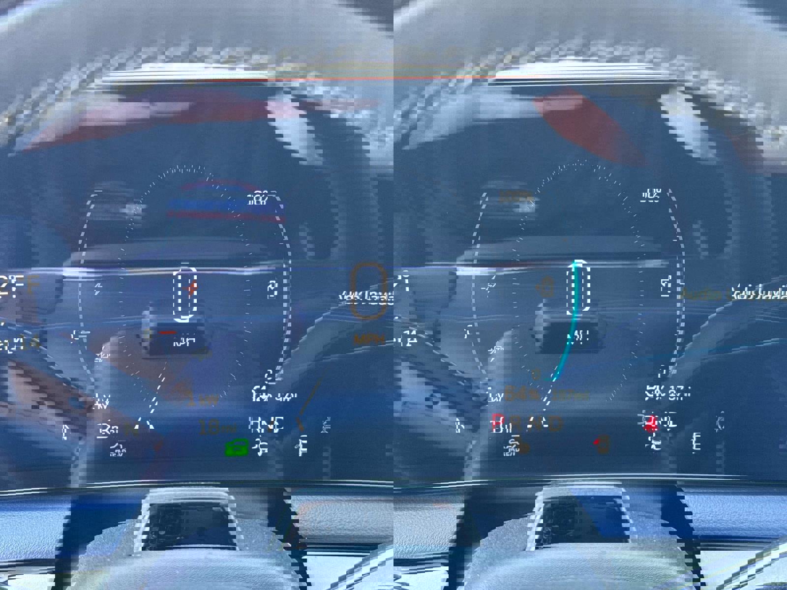 New 2026 Cadillac Optiq Luxury 2 image 28