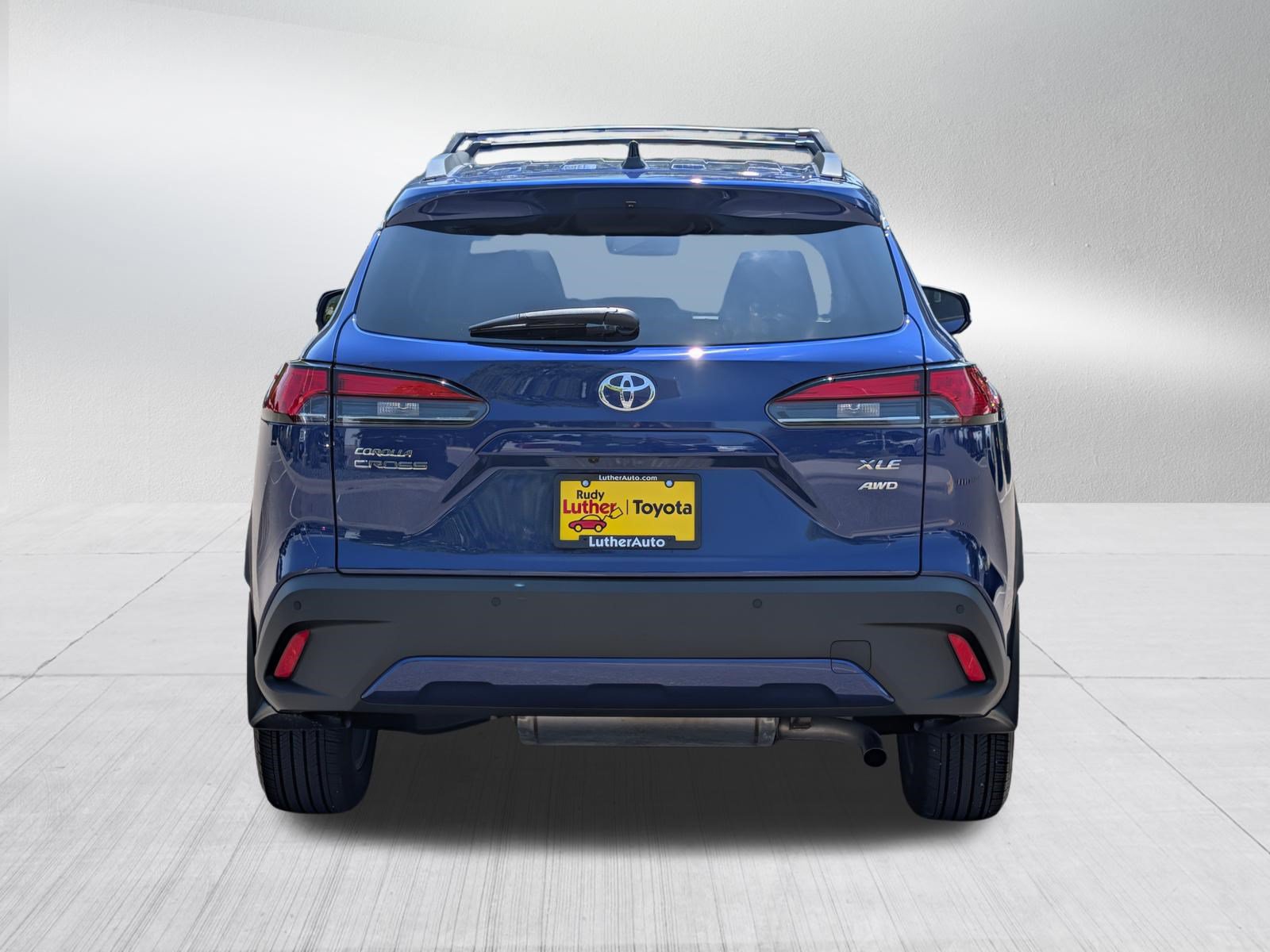 Certified 2025 Toyota Corolla Cross XLE w/ Convenience Package AWD/4WD image 6