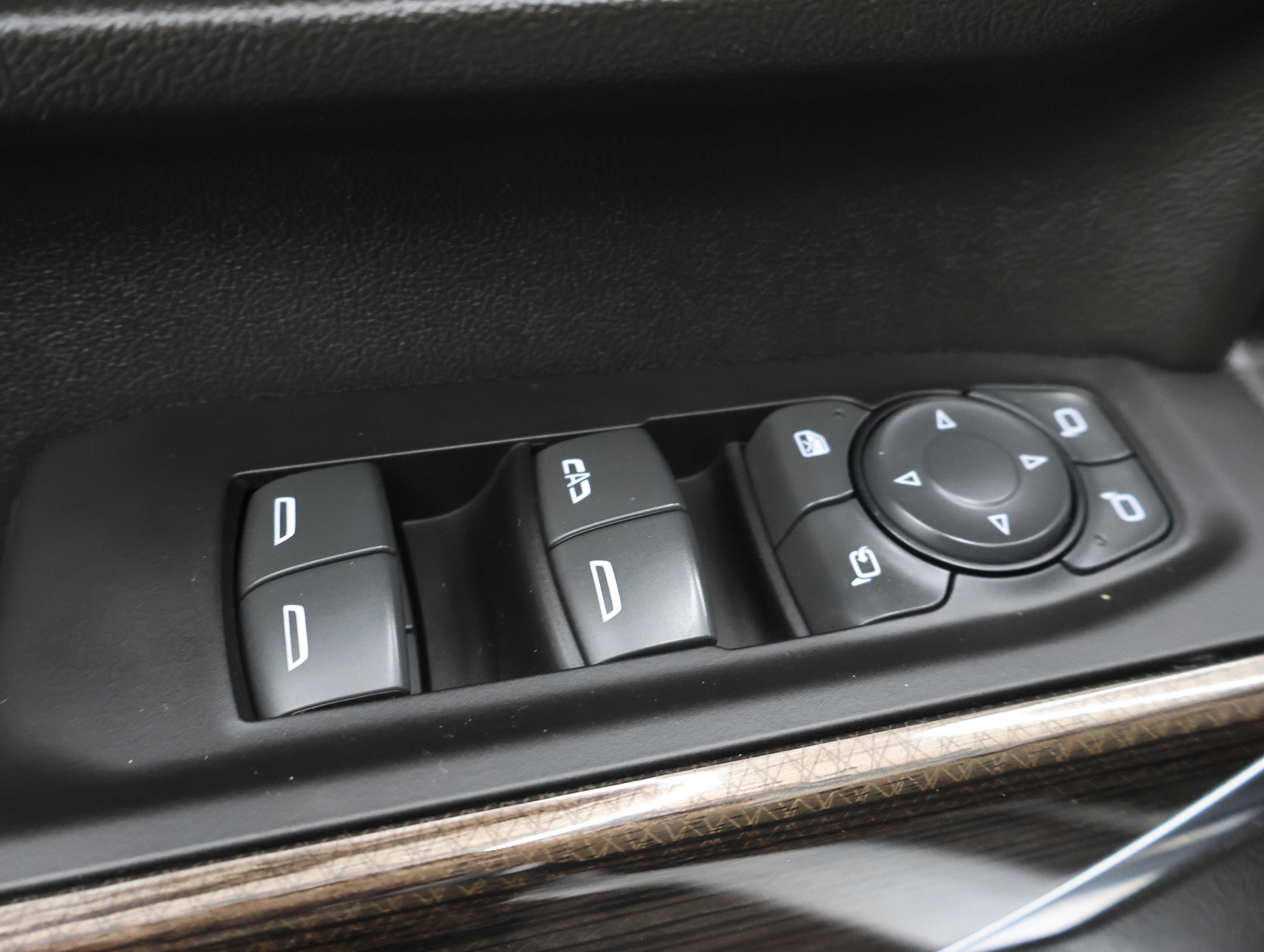 Used 2022 Chevrolet Silverado 2500 LT w/ Z71 Sport Edition AWD/4WD image 39