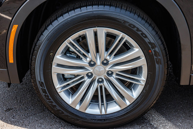 New 2025 Mitsubishi Outlander ES image 9