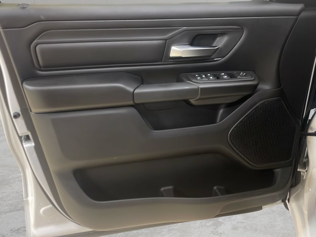 New 2026 RAM 1500 Tradesman AWD/4WD image 12