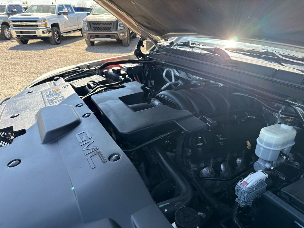 Used 2015 GMC Yukon Denali w/ Premium Package image 37