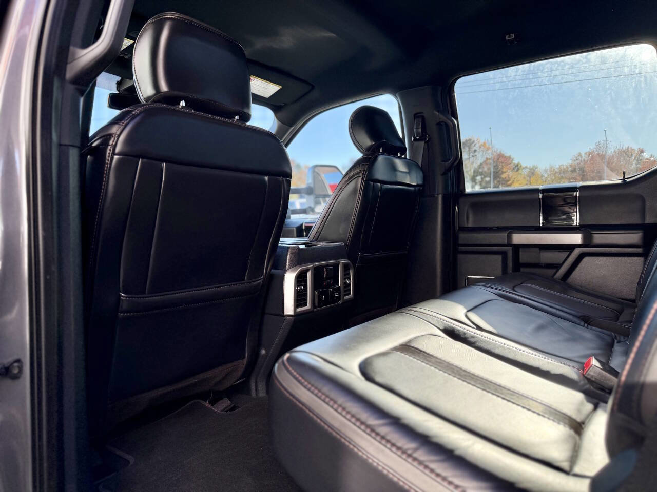 Used 2022 Ford F350 Platinum image 38