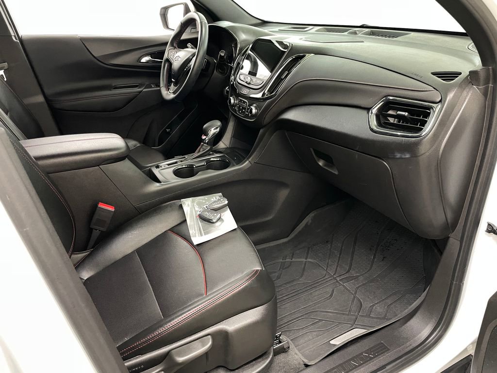 Certified 2024 Chevrolet Equinox RS w/ RS Leather Package FWD image 38