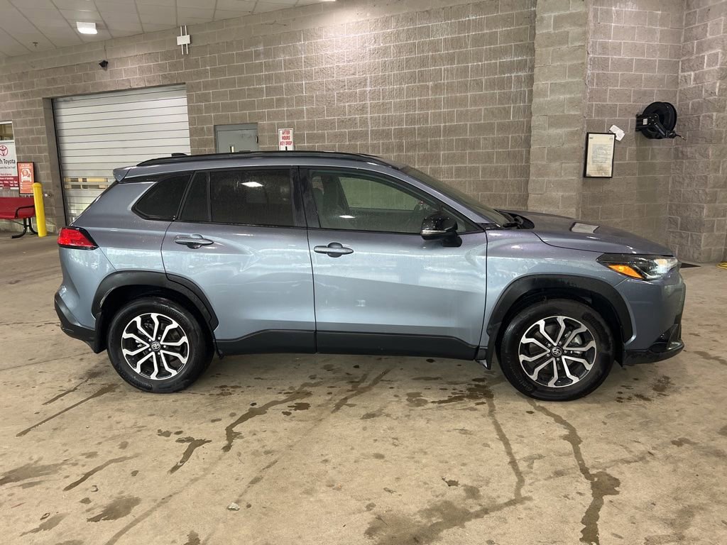 Used 2025 Toyota Corolla Cross AWD Hybrid image 8