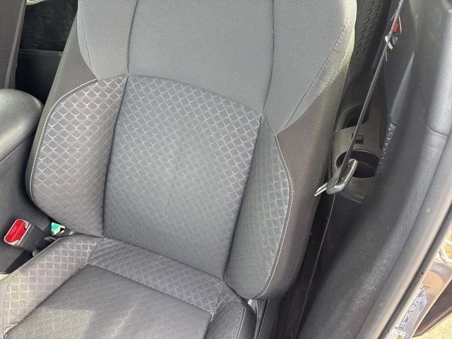 Used 2021 Toyota C-HR LE image 10