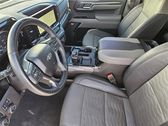 Used 2024 Chevrolet Silverado 1500 ZR2 image 13