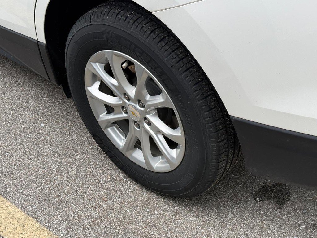Used 2019 Chevrolet Equinox LT FWD image 14