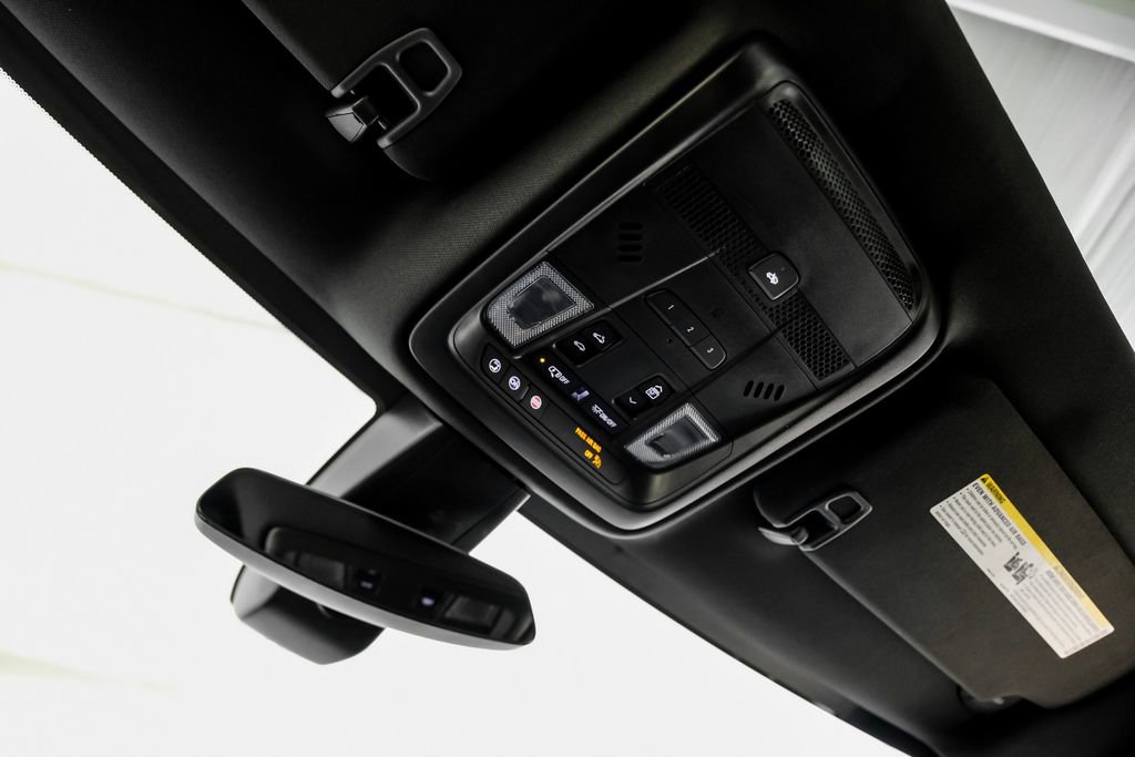 Used 2024 Cadillac XT5 Premium Luxury image 22