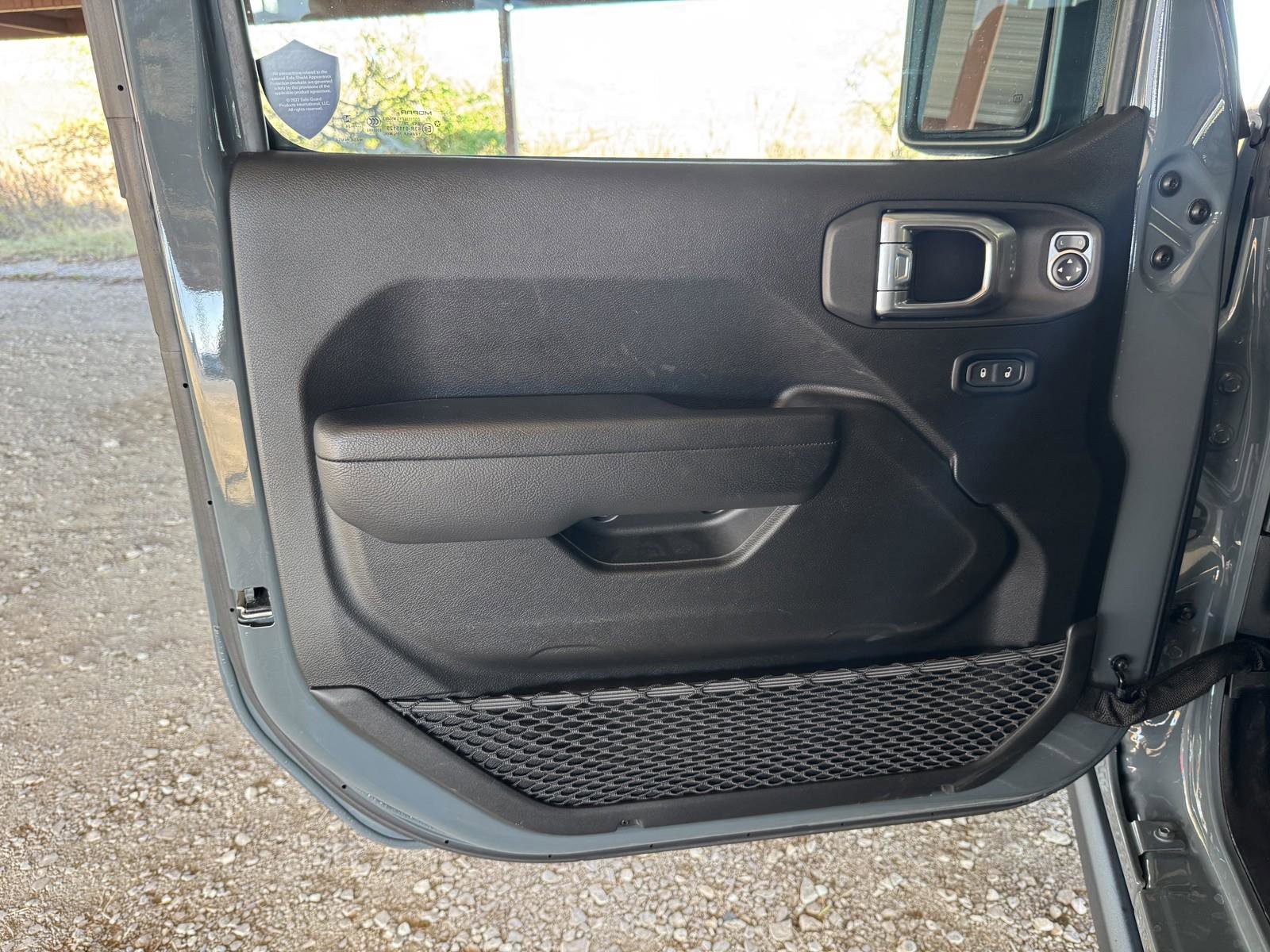 Used 2024 Jeep Wrangler Rubicon w/ XTREMEE 35" Tire Package image 21