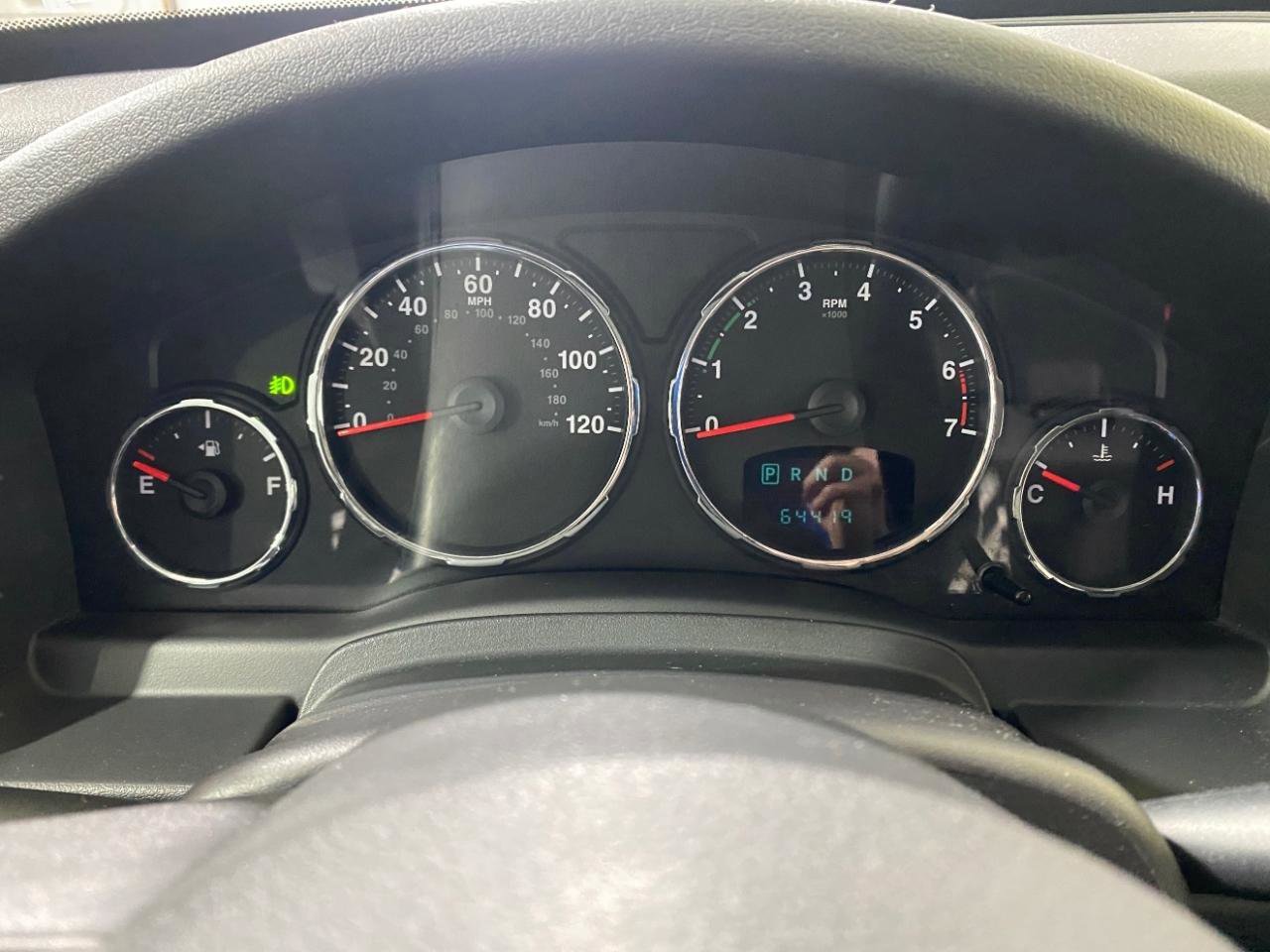 Used 2011 Jeep Liberty Sport image 18