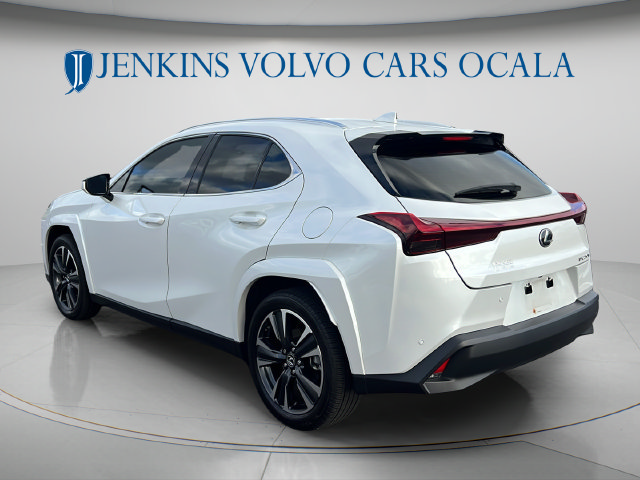 Used 2024 Lexus UX 250h FWD w/ Premium Package image 5
