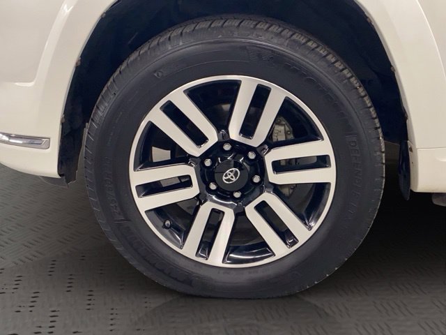 Used 2015 Toyota 4Runner Limited AWD/4WD image 17