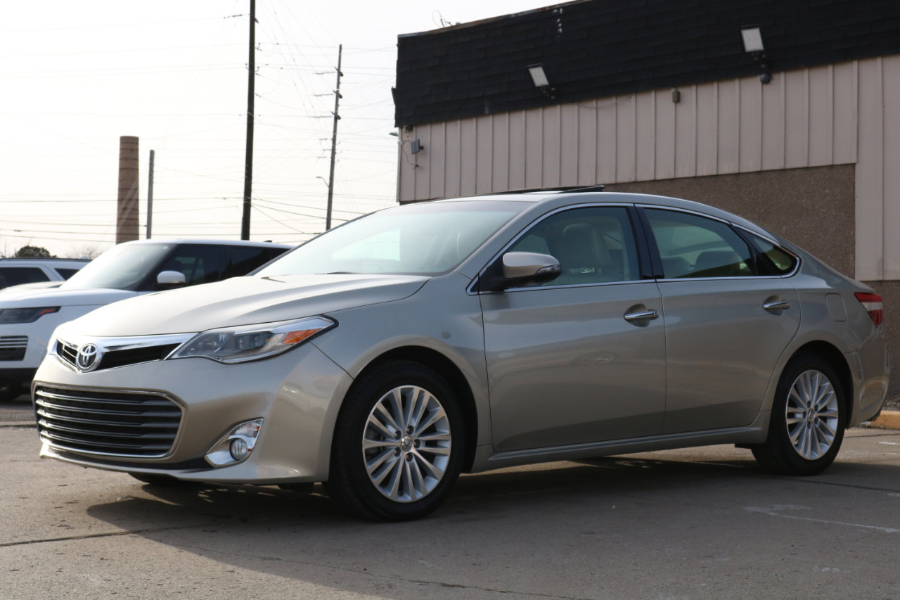Used 2014 Toyota Avalon Limited image 14
