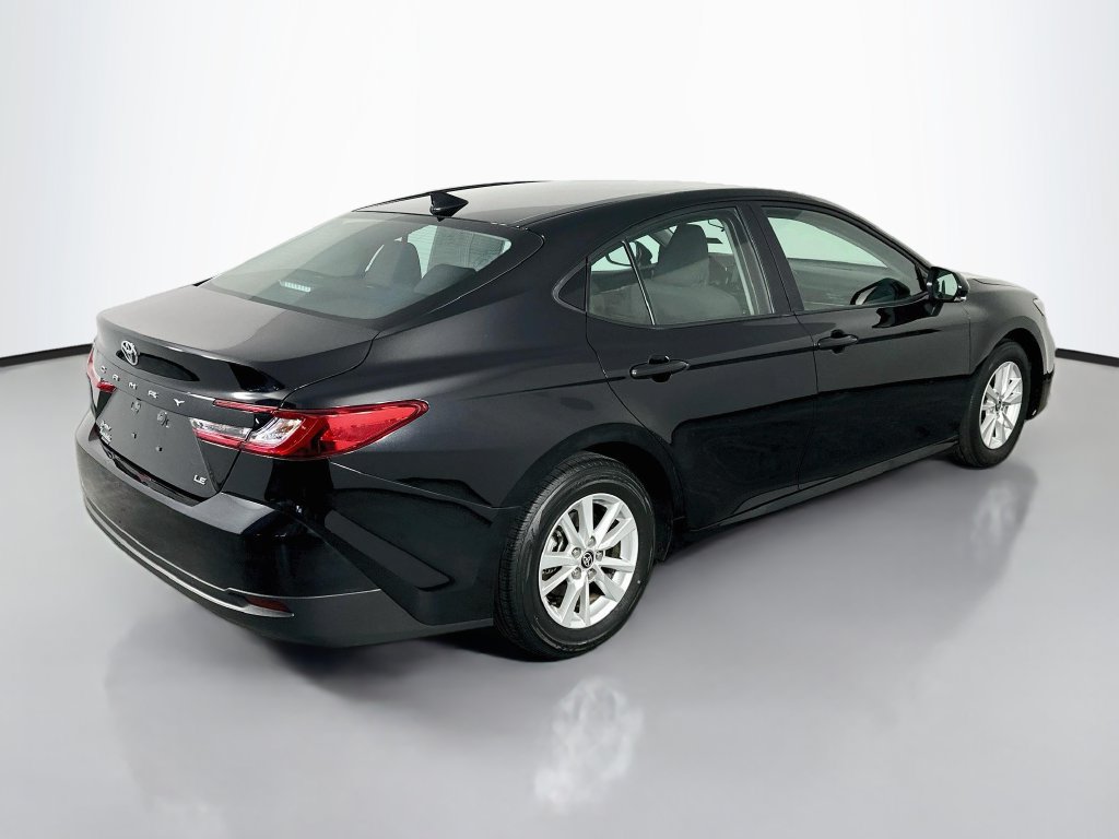 Used 2025 Toyota Camry LE FWD image 7