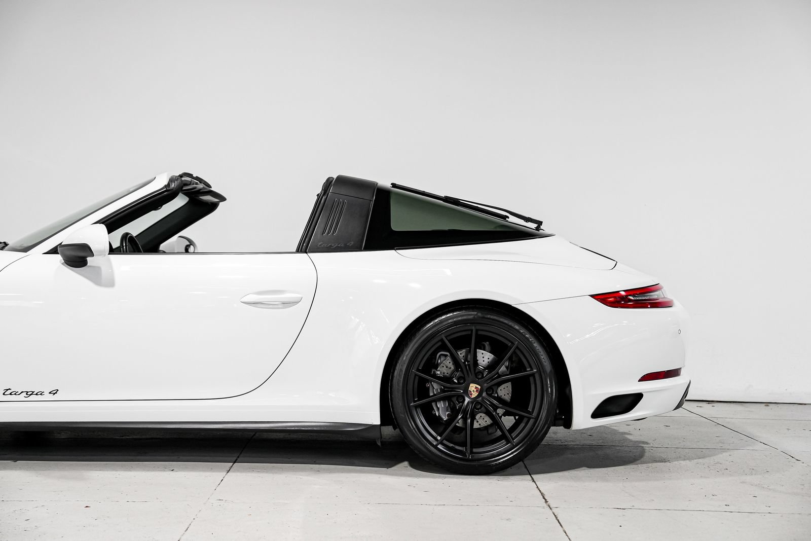 Used 2017 Porsche 911 Targa 4 AWD/4WD image 50