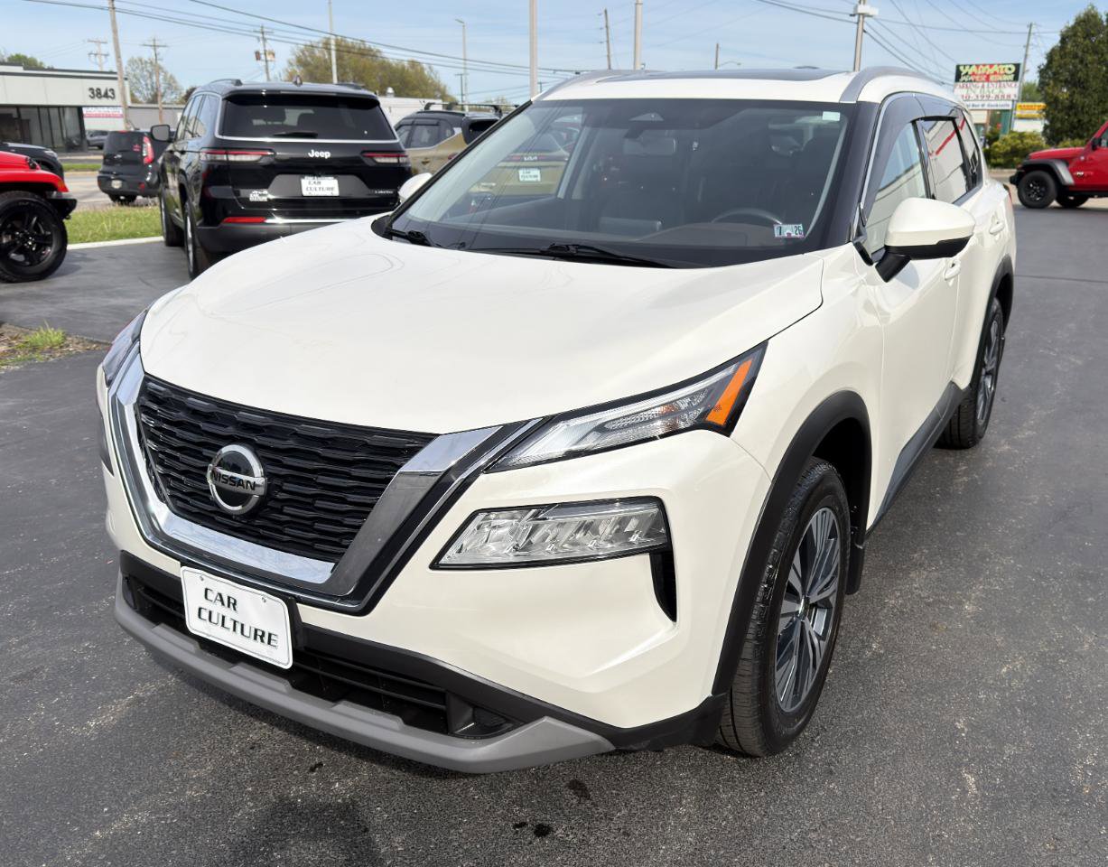 Used 2021 Nissan Rogue SV w/ Premium Package AWD/4WD image 9