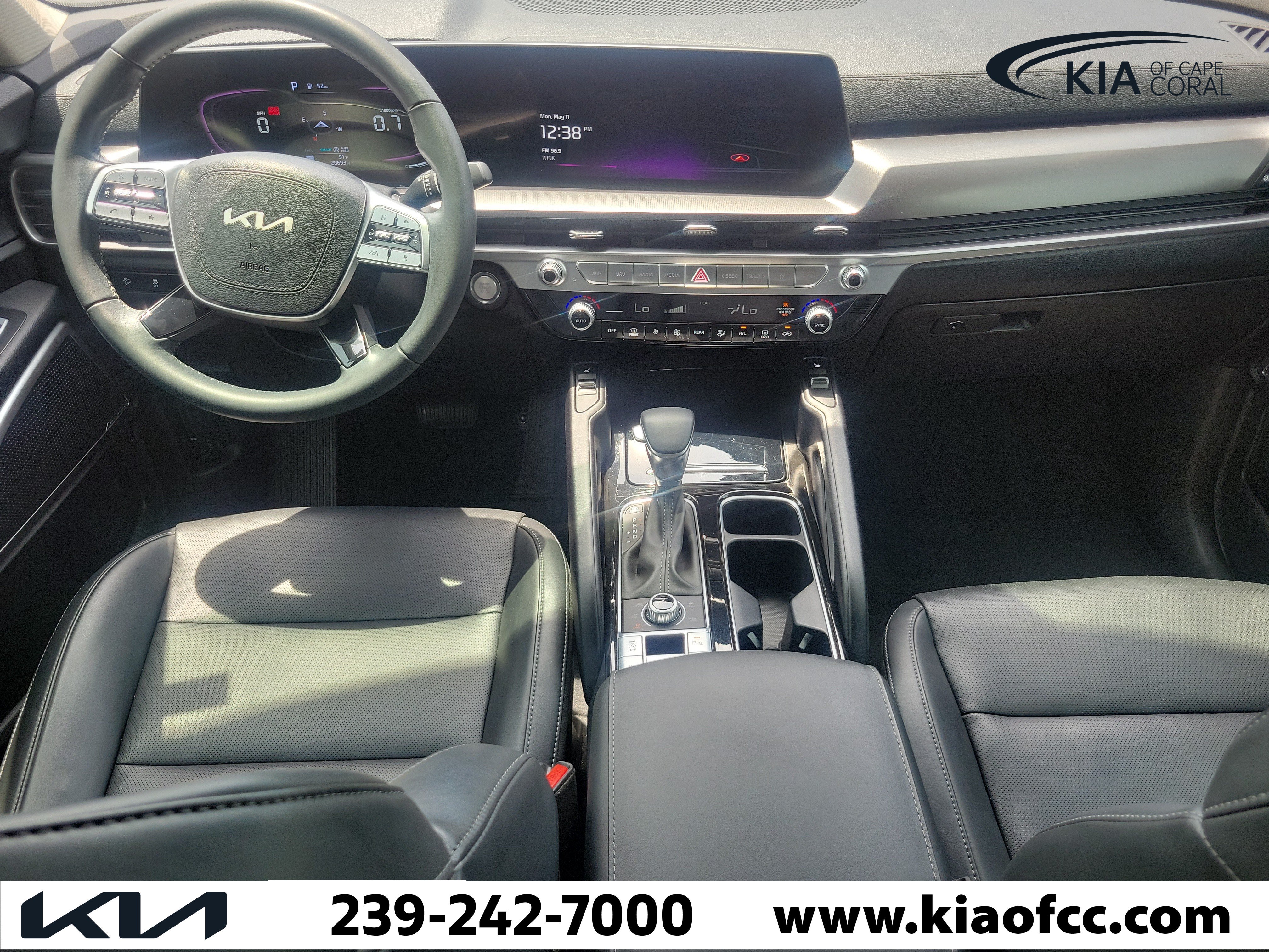 Certified 2024 Kia Telluride S w/ S Sunroof Package AWD/4WD image 19