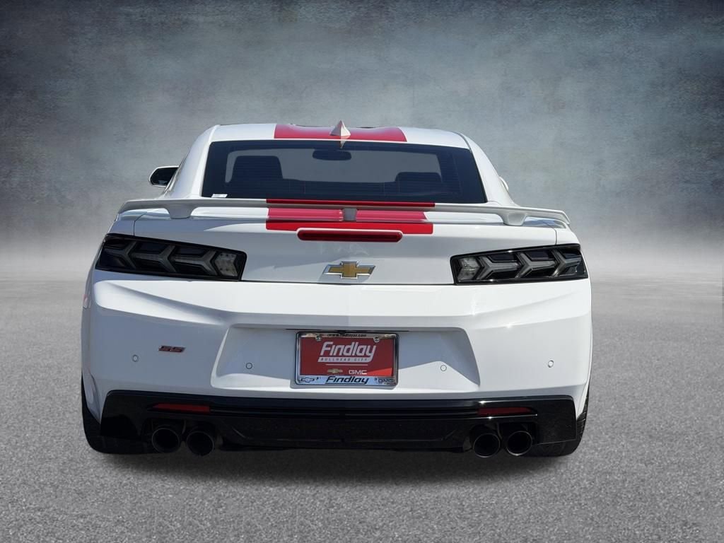 Used 2017 Chevrolet Camaro SS RWD image 5